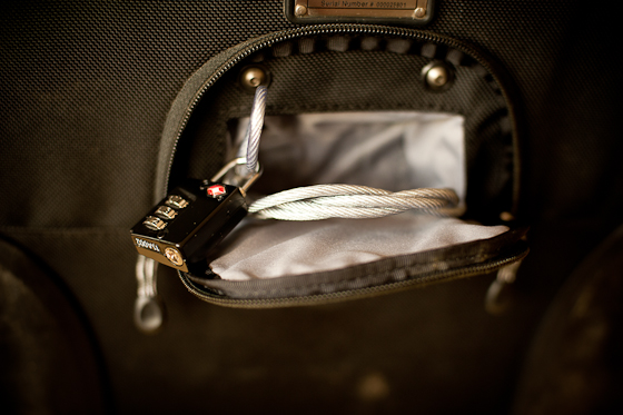 THINKTANK-AIRPORTAIRSTREAM-REVIEW-BRIAN-HIRSCHY (15 of 33)